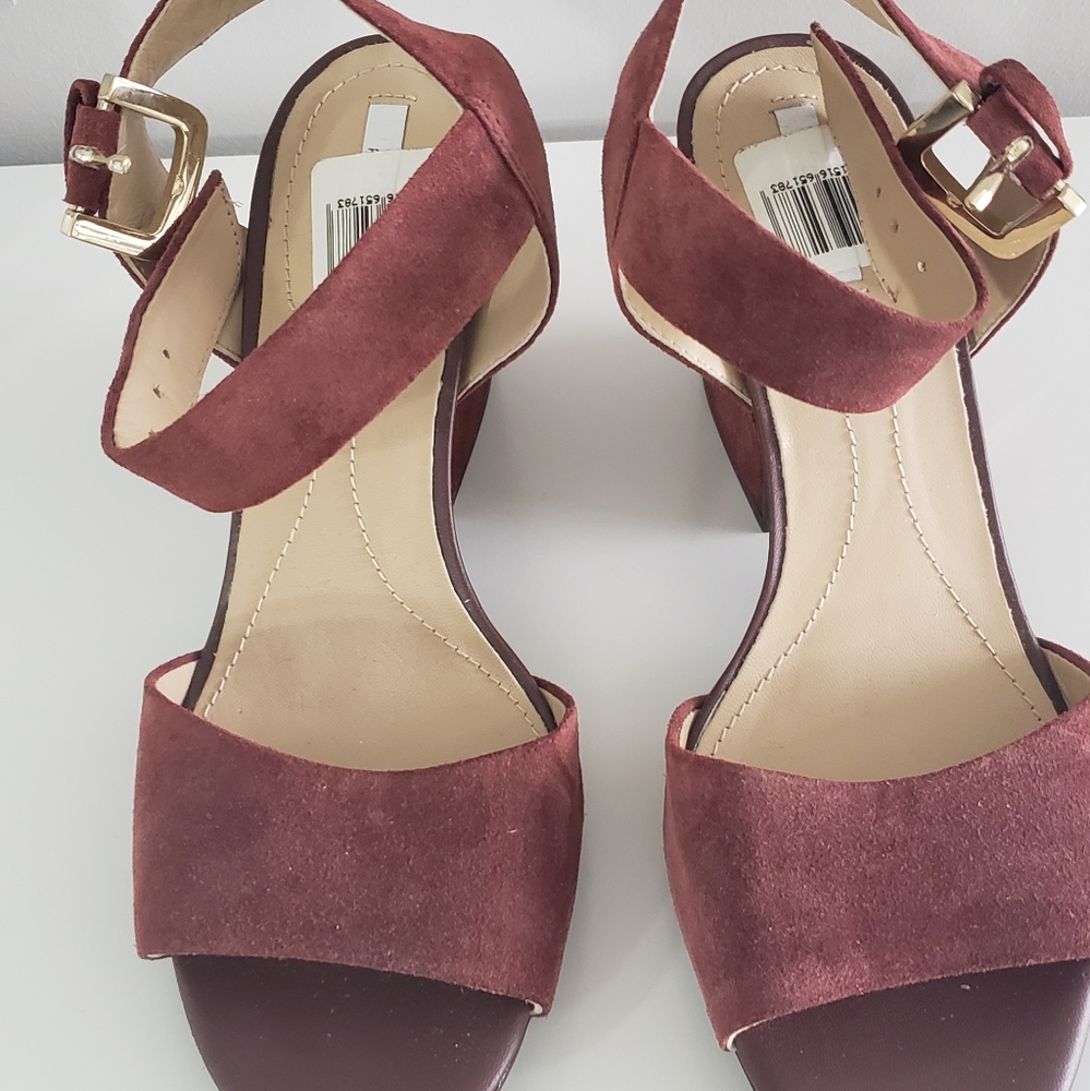 Women sandals